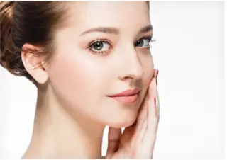 パールスキンクリニック天神　フェイスリフト