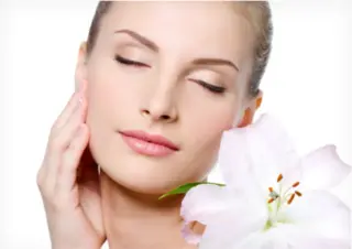 パールスキンクリニック天神　糸リフト