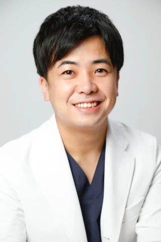 尾崎功治