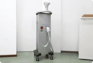 レーザー治療機器 タイタン