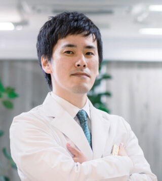 ハンス美容クリニック　医師　長井弘一郎
